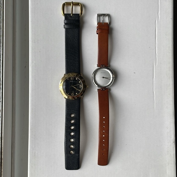 Bundle of 2 Leather Watches - Black & Gold March by Marc Jacobs & Brown Skagen - Picture 3 of 10